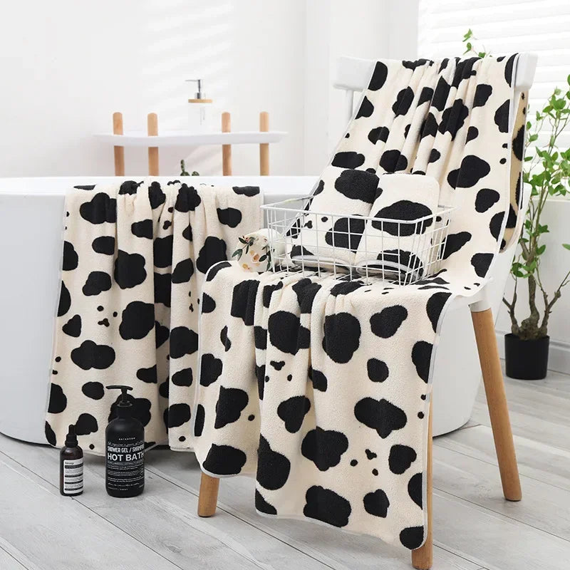 serviette sur mobilier salle de bain 