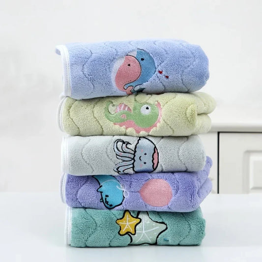 Serviettes de bain bébé velours